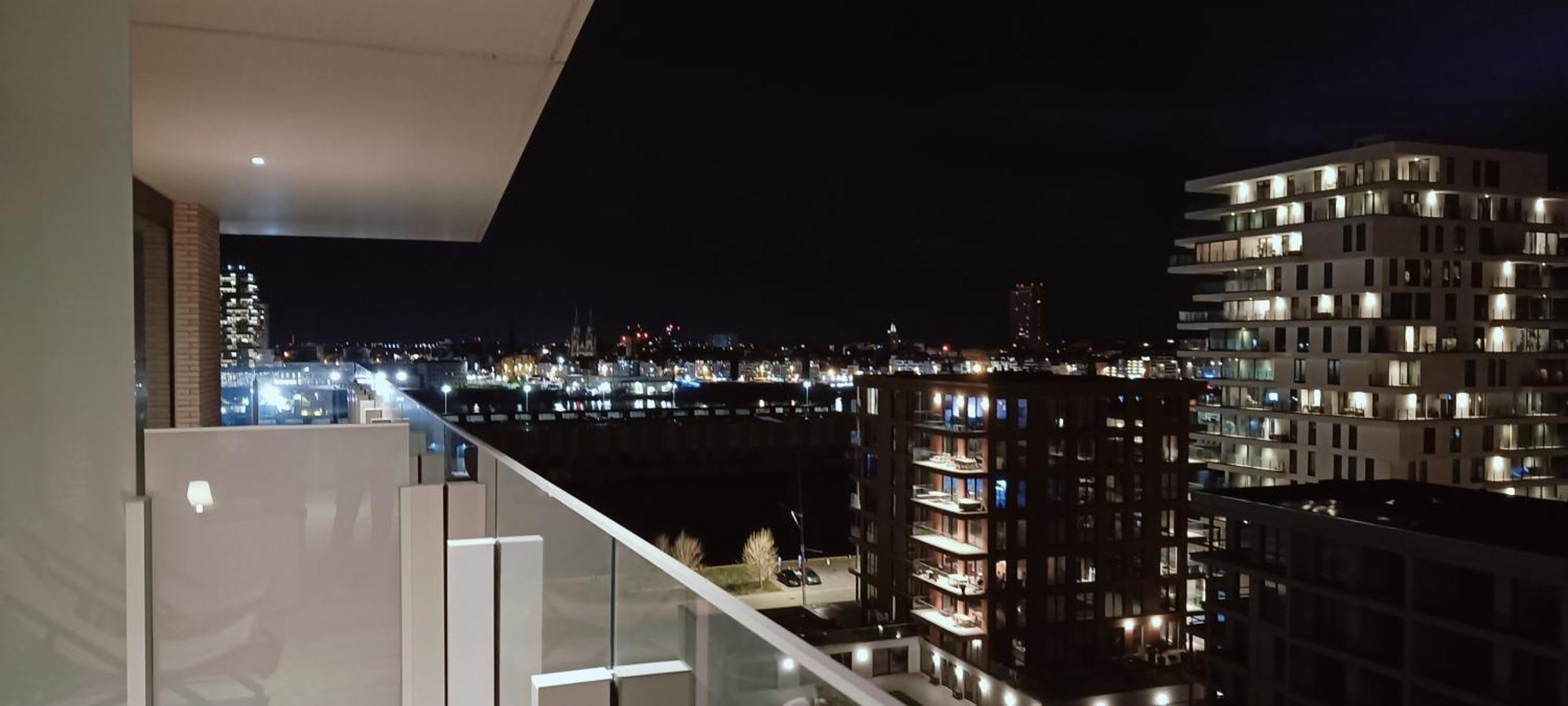 Central Park Tower Sea View Residence With Pool And Gym Ostend Exterior photo