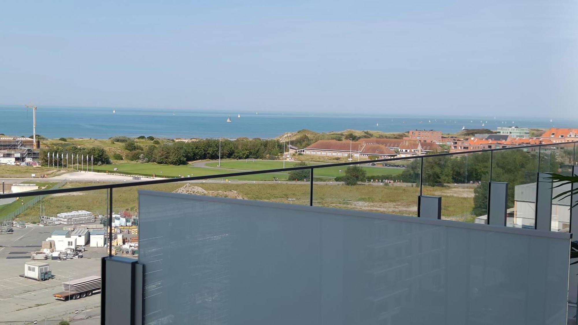 Central Park Tower Sea View Residence With Pool And Gym Ostend Exterior photo